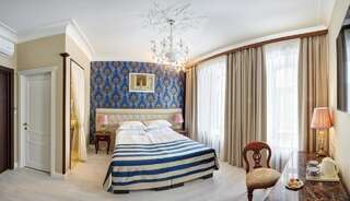 Гостиница Отель Росси Санкт-Петербург Улучшенный двухместный номер с 1 кроватью-1